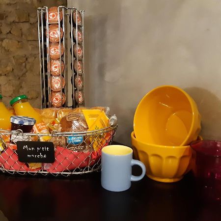 Gite, Jacuzzi & Vin Au Grenier De Madiran Bagian luar foto
