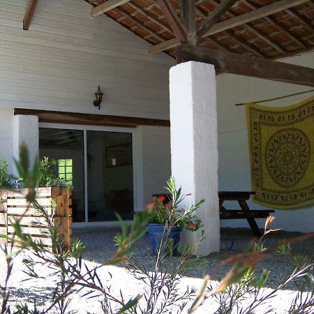 Gite, Jacuzzi & Vin Au Grenier De Madiran Bagian luar foto