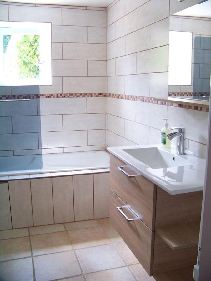 Gite, Jacuzzi & Vin Au Grenier De Madiran Bagian luar foto