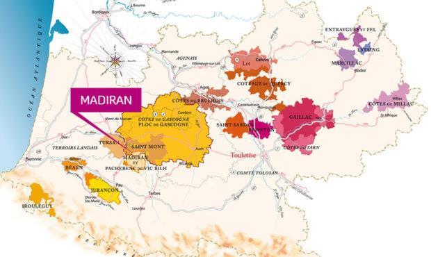 Gite, Jacuzzi & Vin Au Grenier De Madiran Bagian luar foto